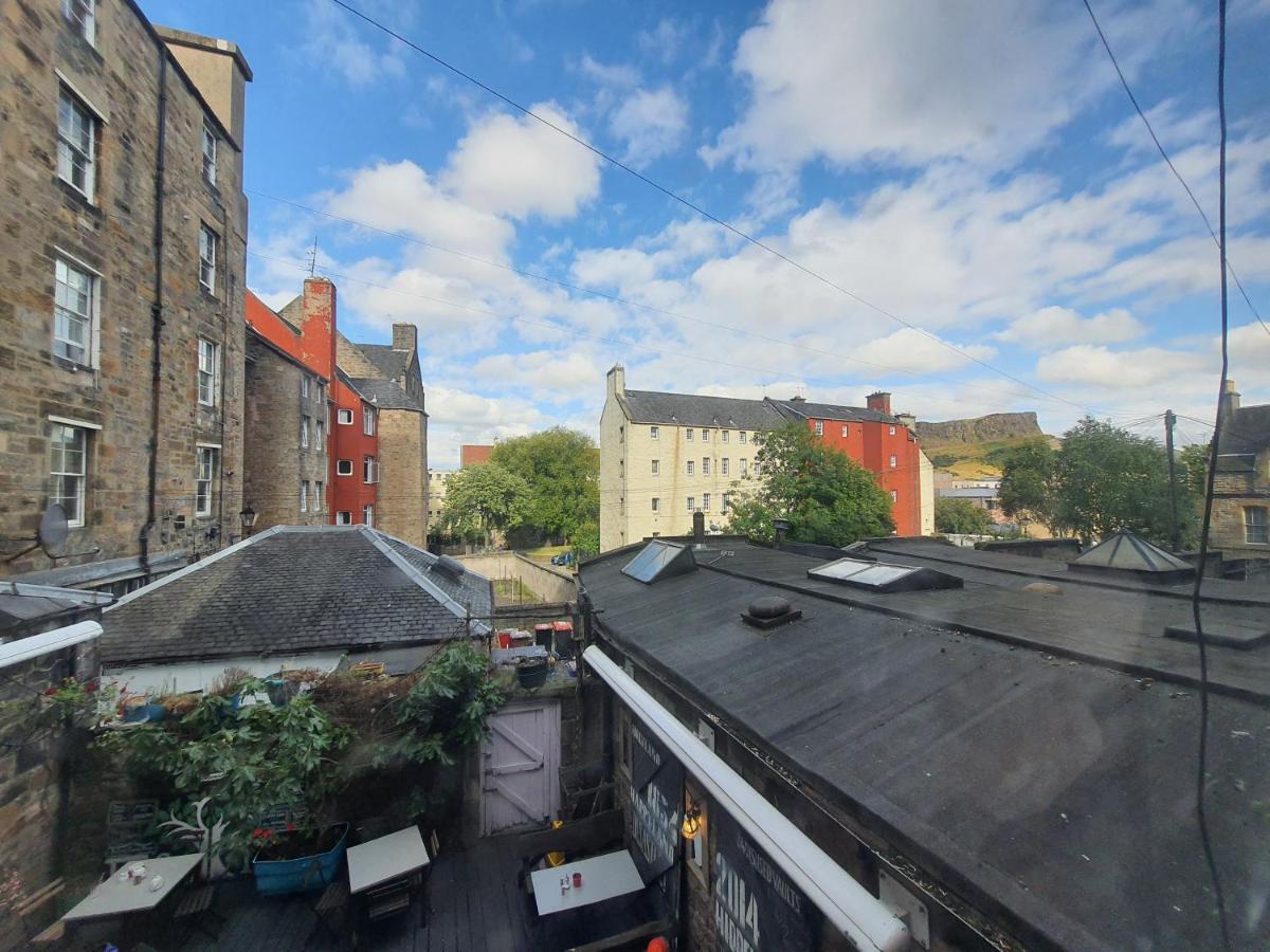 Edinburgh Charming Old Town Apartment Esterno foto