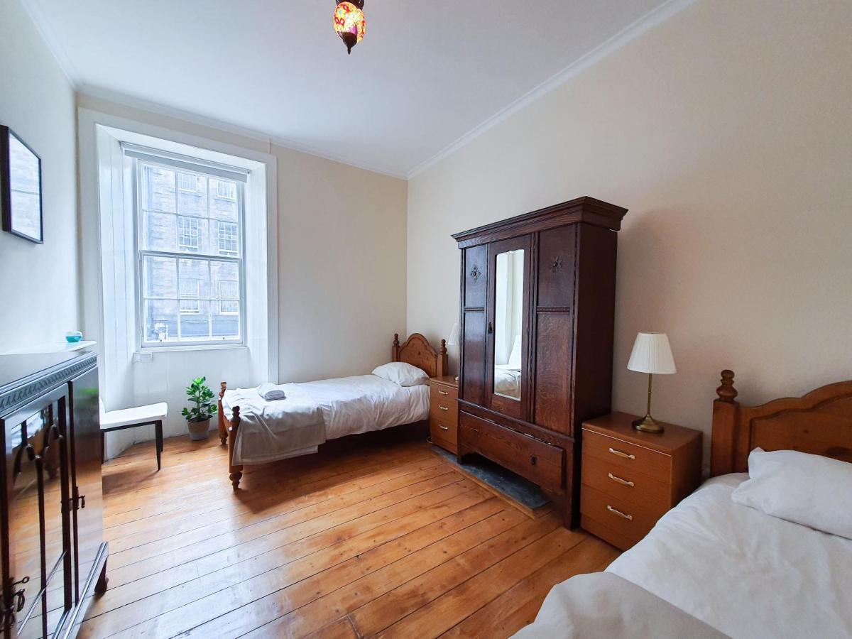 Edinburgh Charming Old Town Apartment Esterno foto